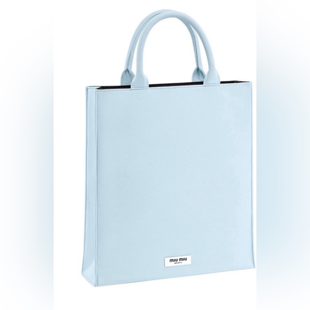 💚🩷Miu Miu Beauty Sky Blue tote - Picture 2 of 5